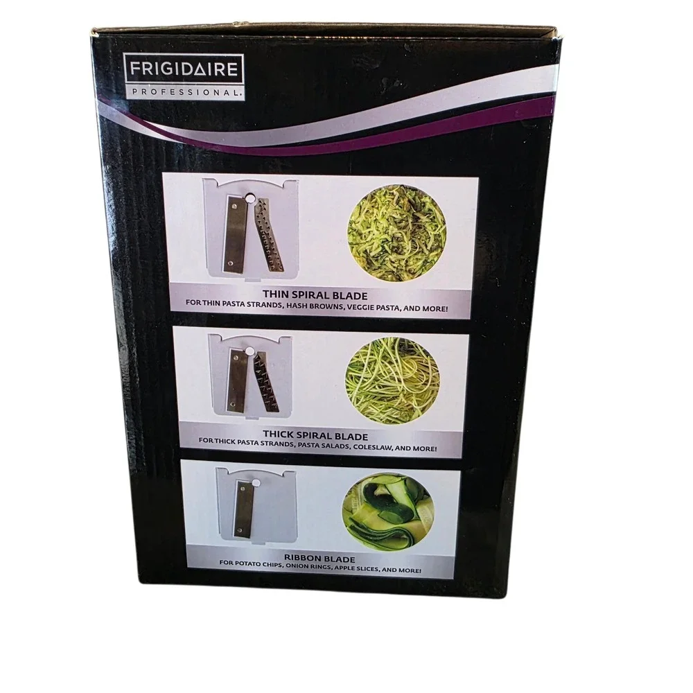 Frigidaire 4 Piece Spiralizer Set 3 Stainless Steel Blades Wooden‎ Crank